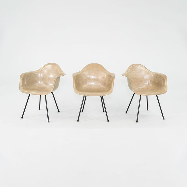 1954 Herman Miller Eames Fiberglass Rope Edge DAX Arm Shell