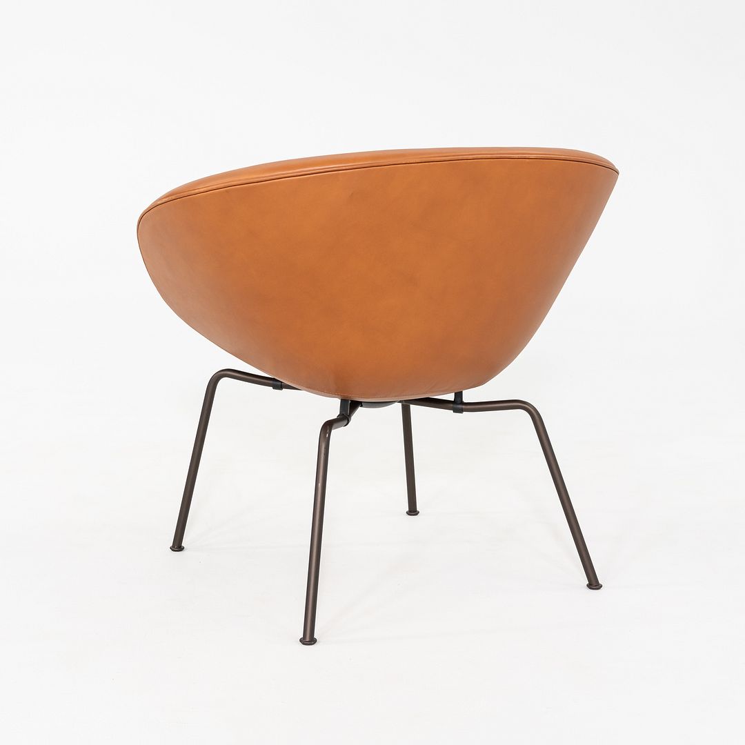 2018 Arne Jacobsen Pot Chair in Elegance Walnut Leather Steel Base Fritz Hansen