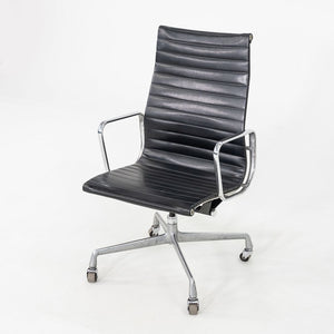 1981 Herman Miller Eames Aluminum Group Executive Desk Chair in Black Naugahyde