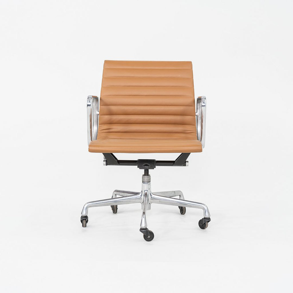 2010s Herman Miller Eames Aluminum Group Management Desk Chair Caramel Leather