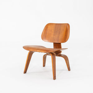 C. 1947 Herman Miller Evans Eames LCW Lounge Chair Walnut w/ 5-2-5 Screw Pattern