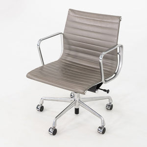 2015 Herman Miller Eames Aluminum Group Management Desk Chair in Grey Leather
