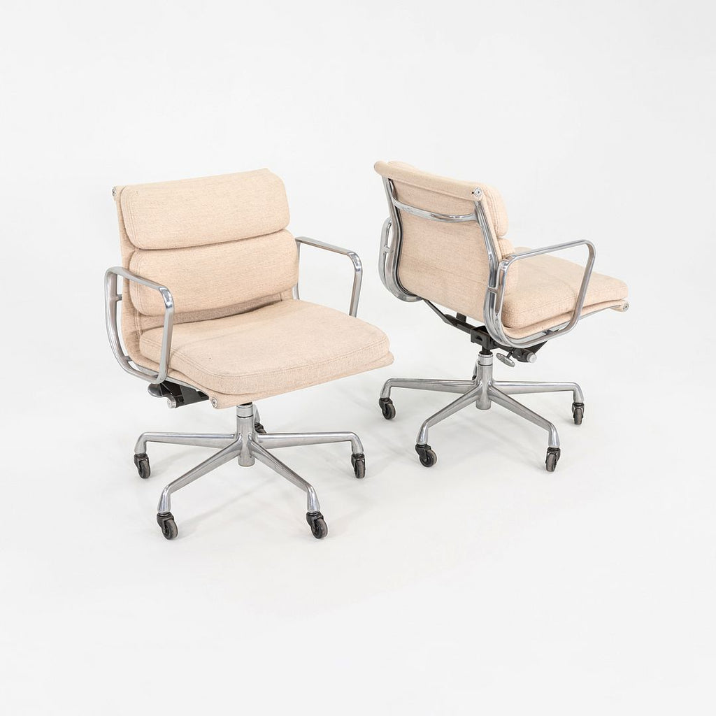 1990 Herman Miller Eames Aluminum Soft Pad Management Desk Chair in Tan Hopsack Fabric 6x Available