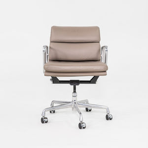 2007 Herman Miller Eames Soft Pad Management Desk Chair Greige Leather 4x Avail