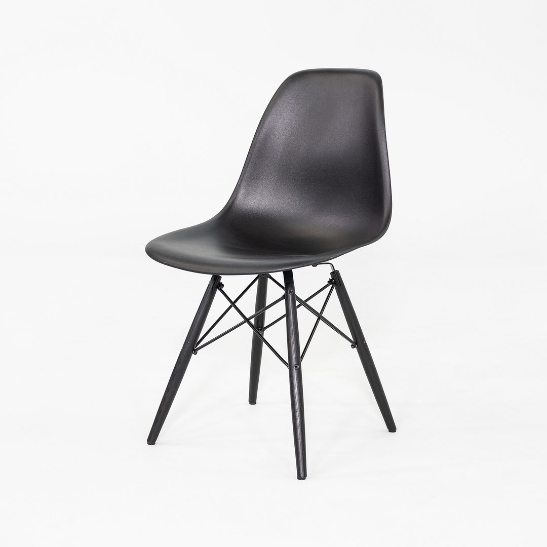 2018 Set of Four Herman Miller Eames DSW Dining Side Chairs in Black Plastic