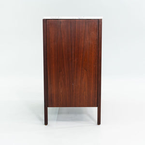 1960s Florence Knoll Walnut 5-Drawer Dresser with Marble Top, Model 326 2
