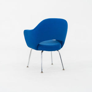 1980s Pair of Eero Saarinen for Knoll Executive Dining Arm Chairs in Blue Fabric