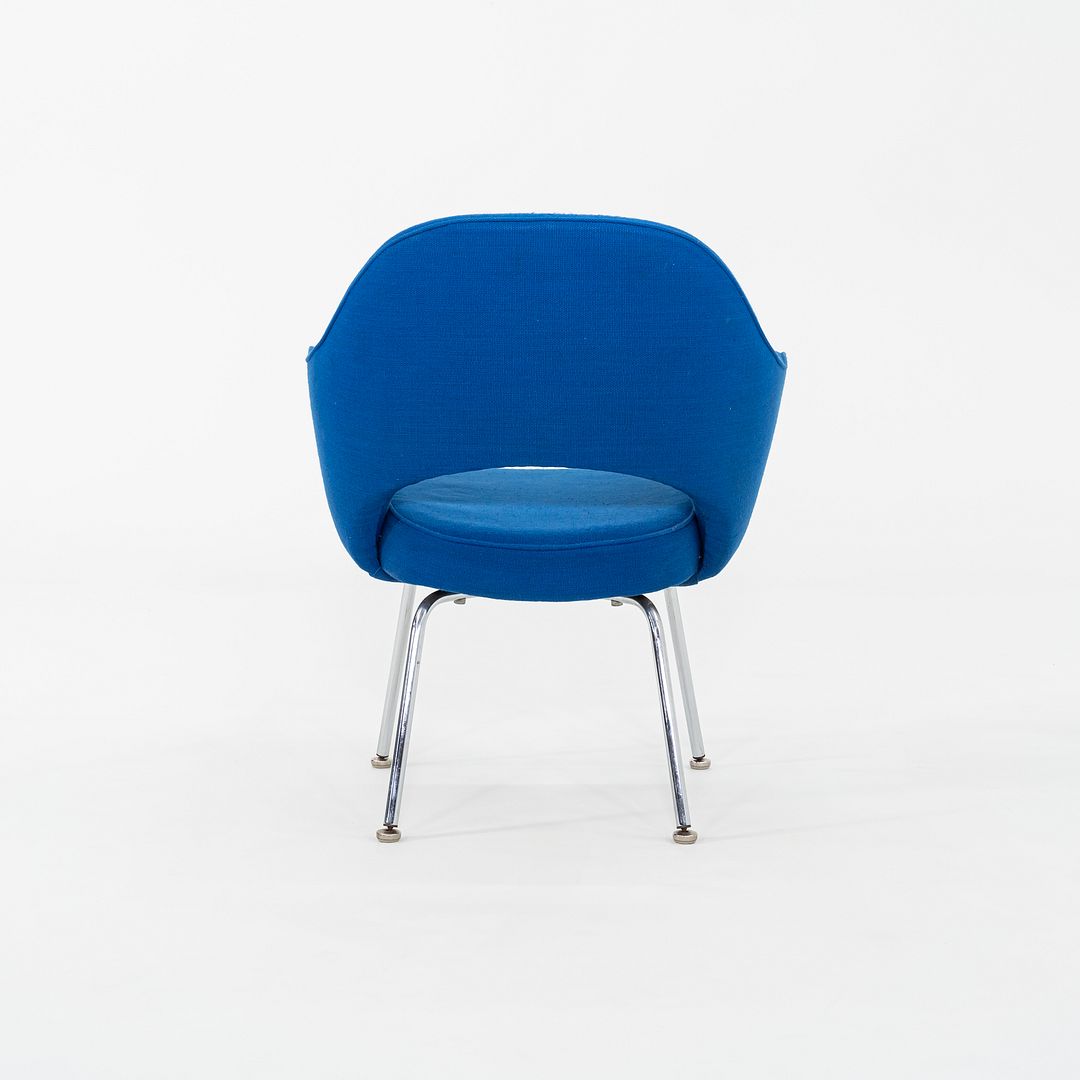 1980s Pair of Eero Saarinen for Knoll Executive Dining Arm Chairs in Blue Fabric
