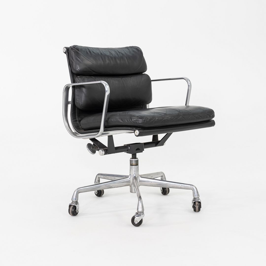 1992 Herman Miller Eames Soft Pad Management Desk Chair Black Leather 4x Avail
