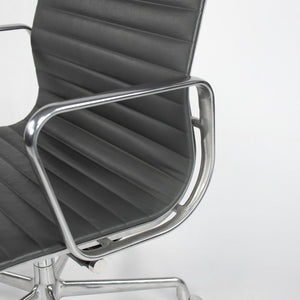 2007 Herman Miller Eames Aluminum Group Management Desk Chair Grey 2x Available