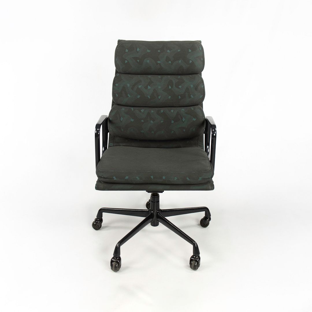 1990 Soft Pad Executive Desk Chair by Charles and Ray Eames for Herman Miller in Patterned Fabric