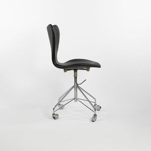 Sold 1966 Series 7 Desk Chair, Model 3117 by Arne Jacobsen for Fritz Hansen in Black Leather