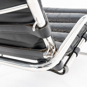 1980 Model 242 MR Adjustable Chaise Lounge by Mies van der Rohe for Knoll in Black Leather