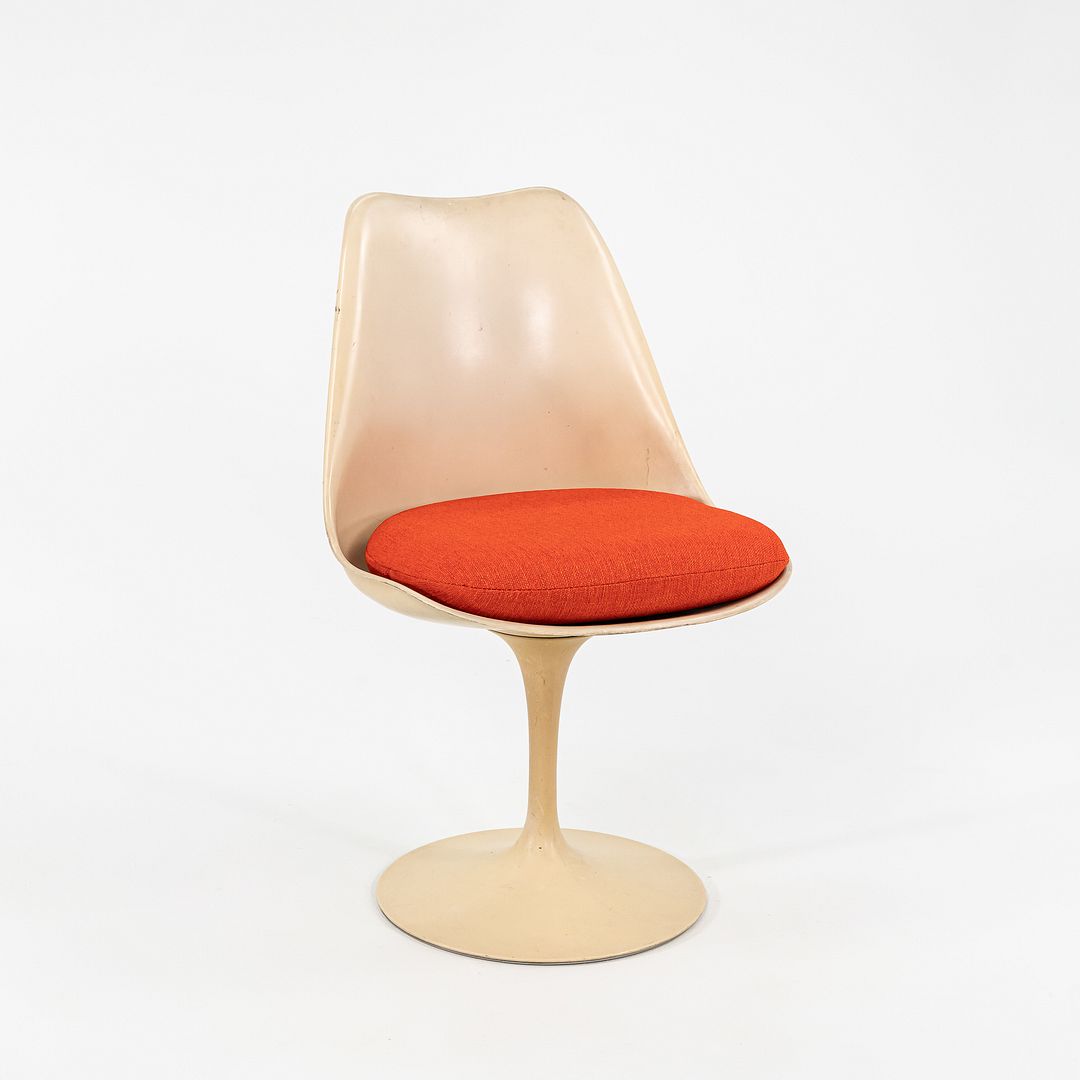 SOLD 1960s Set of Four Tulip Pedestal Side Chairs, Model 151C by Eero Saarinen for Knoll