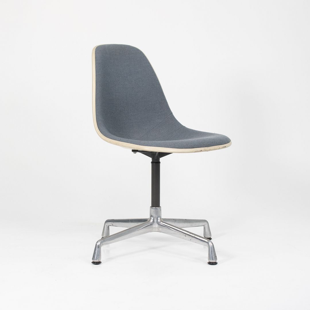 1987 Herman Miller Eames EC430 Swivel Desk Chair in White with Blue Upholstery