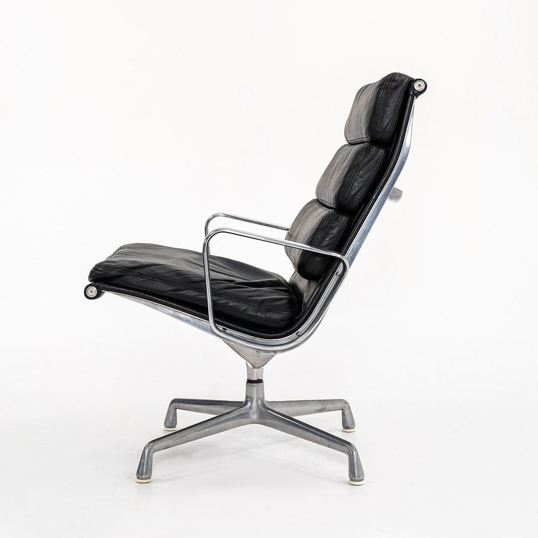 1970s Eames Aluminum Group Soft Pad Lounge Chair, EA216 by Charles and Ray Eames for Herman Miller 6x Available