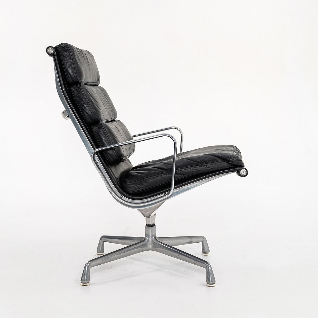 1970s Eames Aluminum Group Soft Pad Lounge Chair, EA216 by Charles and Ray Eames for Herman Miller 6x Available