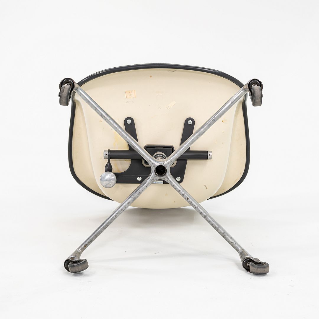 1970s Herman Miller Eames EC434 Upholstered Arm Shell Chair in Brown/Orange