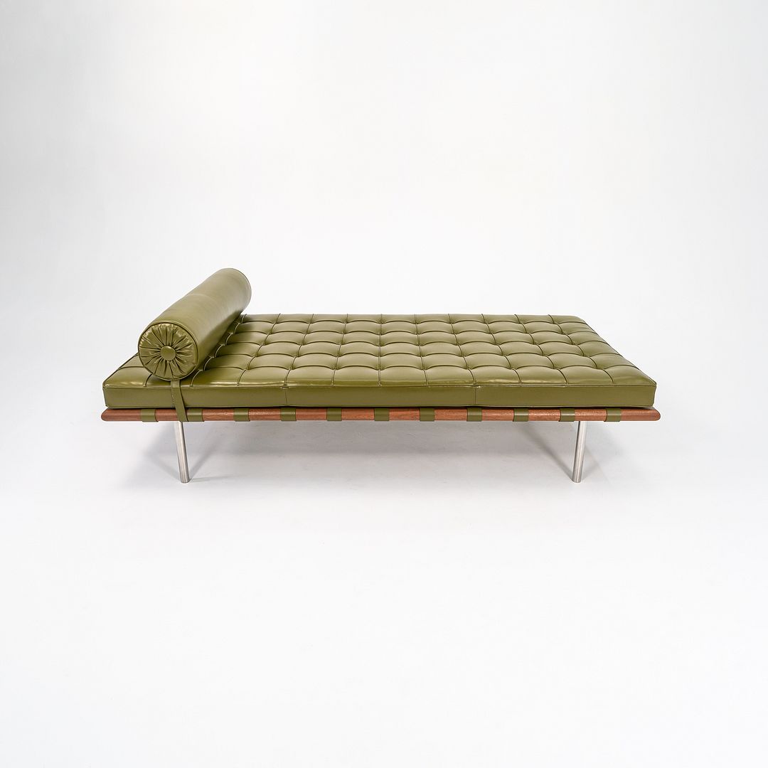 SOLD 2022 258L Barcelona Couch / Daybed / Bench by Mies van der Rohe for Knoll