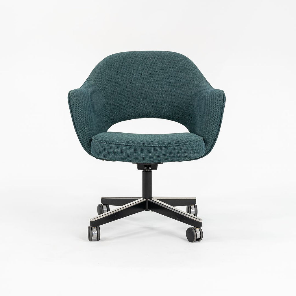 SOLD 1980s Knoll Saarinen Execuitve Desk Chair, Model 71S by Eero Saarinen for Knoll Steel, Plastic, Fabric, Foam