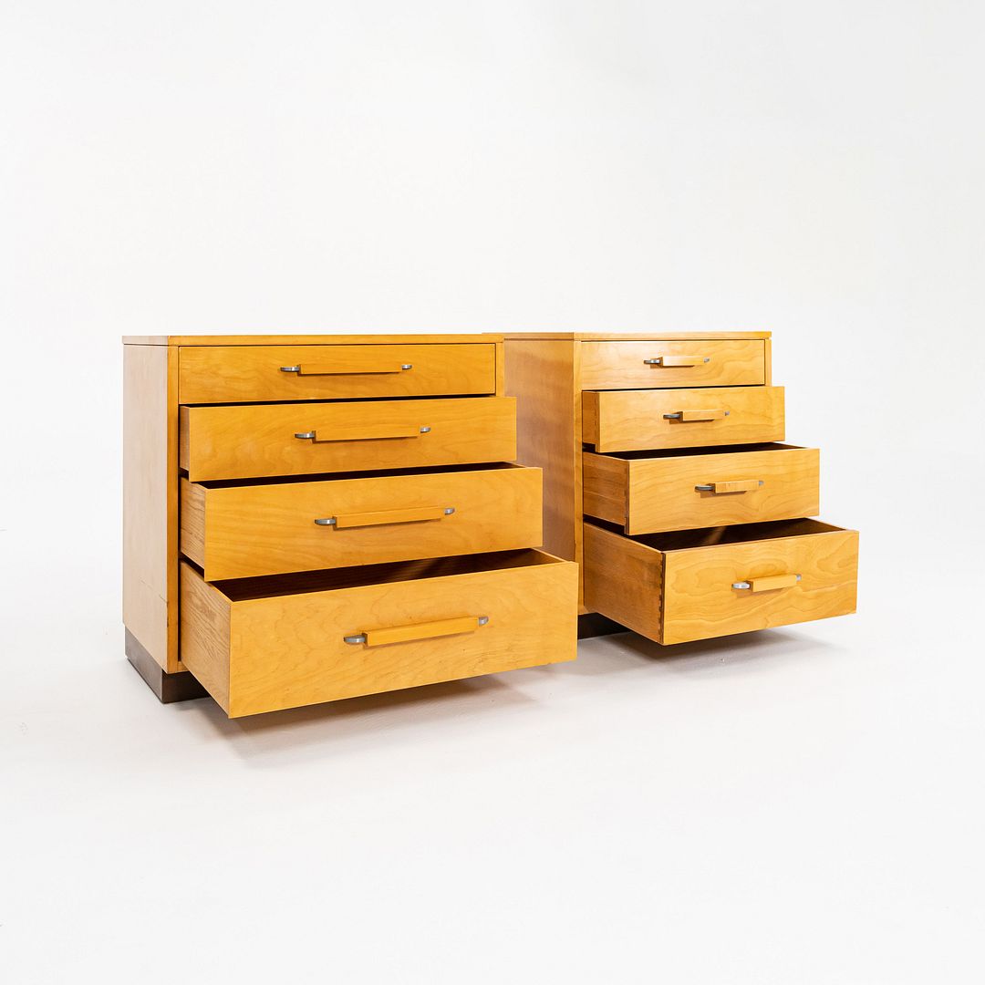 1939 Flexible Home Arrangements Birch 4-Drawer Dresser by Eliel Saarinen, J. Robert Swanson, Pipsan Saarinen Swanson for Johnson Furniture Co. in Birch