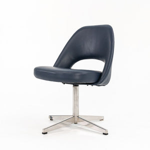 1970s Set of Four Armless Executive Pedestal Chairs by Eero Saarinen for Knoll in Blue Edelman Leather