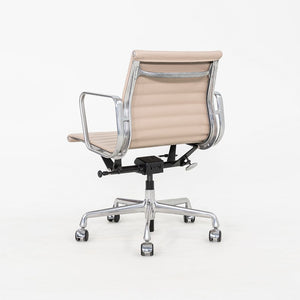 2020s Herman Miller Eames Aluminum Group Management Desk Chair in Beige Leather