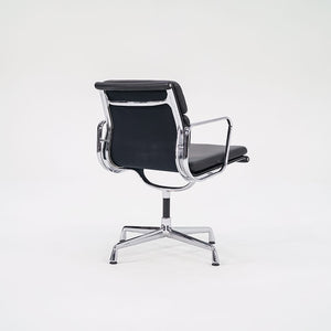 2000 Soft Pad Management Chair, EA208 by Charles and Ray Eames for Vitra in Black Leather 1x Available