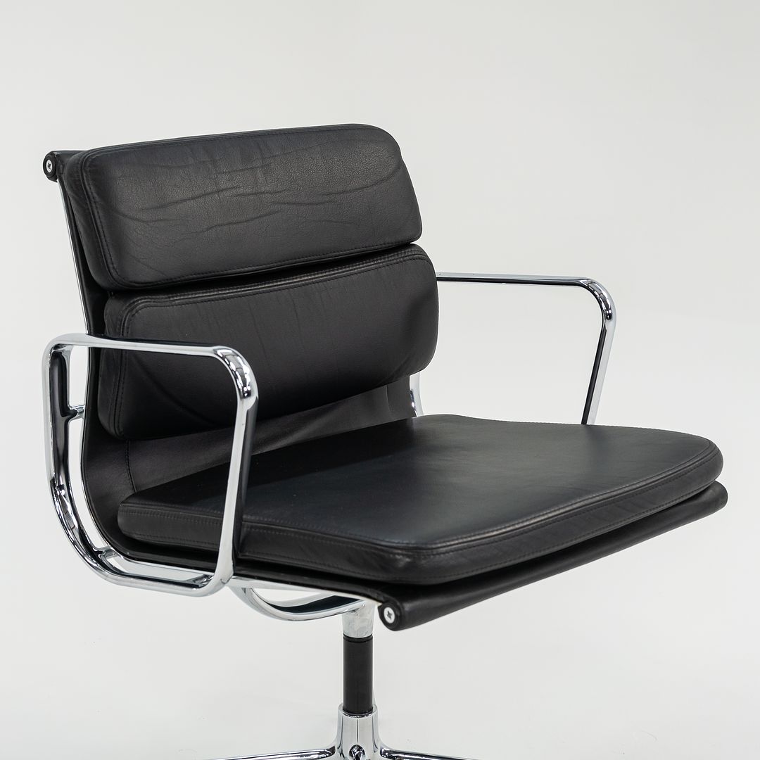 2000 Soft Pad Management Chair, EA208 by Charles and Ray Eames for Vitra in Black Leather 1x Available