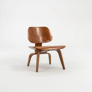 SOLD 1946 LCW Chair by Ray and Charles Eames for Evans Products Walnut, Steel