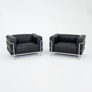 2006 LC3 Fauteuil Grand Confort, Grand Modele by Le Corbusier, Pierre Jeanneret, Charlotte Perriand for Cassina in Chrome and Black Leather 3x Available
