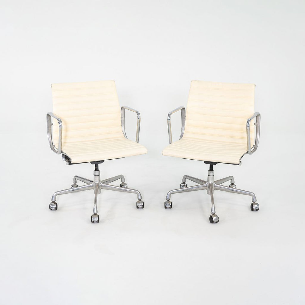 2007 Herman Miller Eames Aluminum Group Management Desk Chair in Ivory Leather 8x Available
