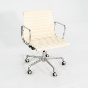 2007 Herman Miller Eames Aluminum Group Management Desk Chair in Ivory Leather 8x Available