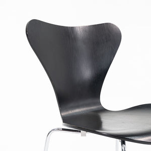 SOLD 1998 Series 7 Chair, Model 3107 by Arne Jacobsen for Fritz Hansen in Ebonized Ash 7x Available