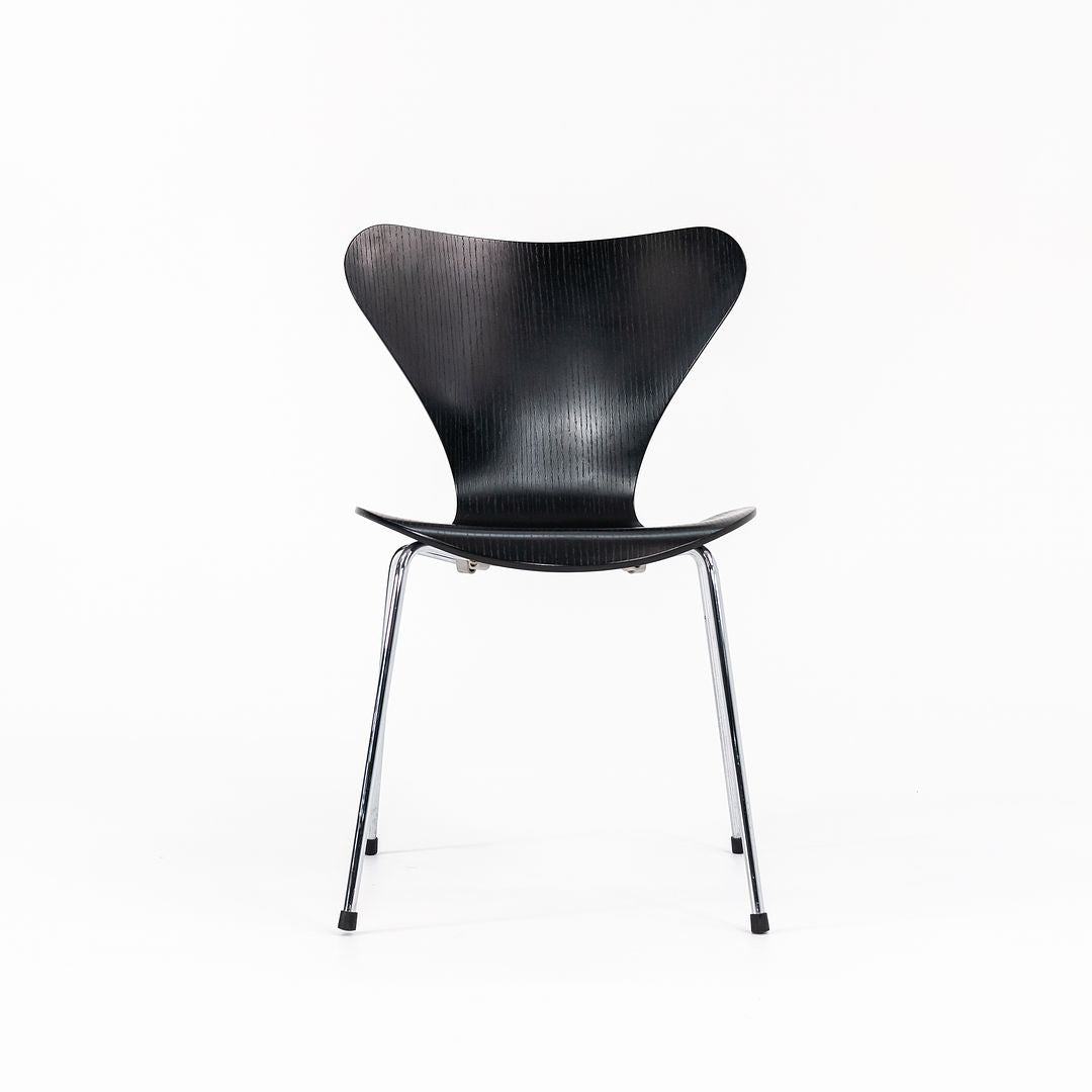 SOLD 1998 Series 7 Chair, Model 3107 by Arne Jacobsen for Fritz Hansen in Ebonized Ash 7x Available