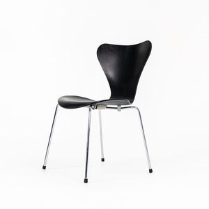 SOLD 1998 Series 7 Chair, Model 3107 by Arne Jacobsen for Fritz Hansen in Ebonized Ash 7x Available