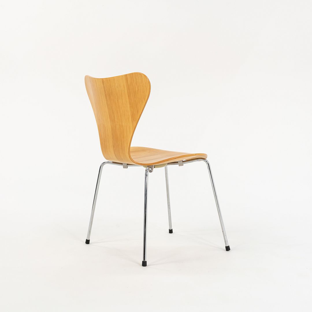 1998 Fritz Hansen Series 7 Side Chair, Model 3107 by Arne Jacobsen for Fritz Hansen in Beech, Sets Available