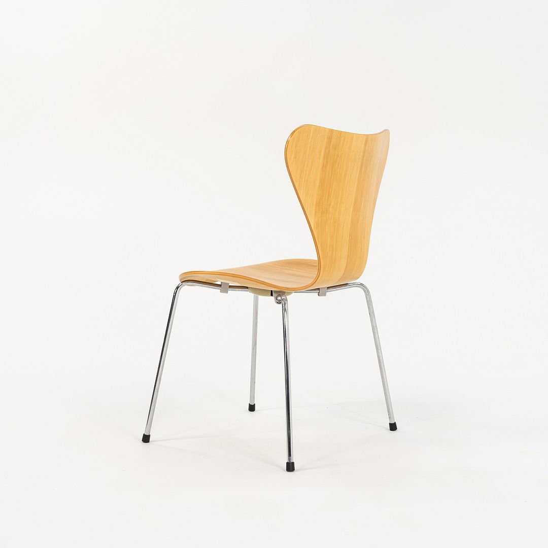 1998 Fritz Hansen Series 7 Side Chair, Model 3107 by Arne Jacobsen for Fritz Hansen in Beech, Sets Available