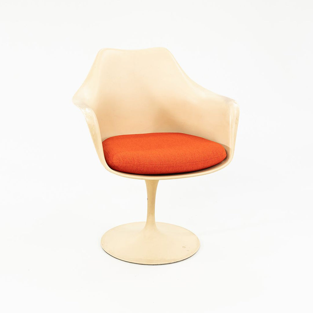 1960s Saarinen Pedestal Tulip Armchair, Model 150 US by Eero Saarinen for Knoll Aluminum, Fiberglass, Powdercoat