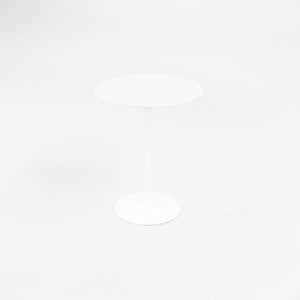 SOLD 2020 Single Pedestal Side Table, Model 160 MC by Eero Saarinen for Knoll Aluminum, Marble, Powder coat