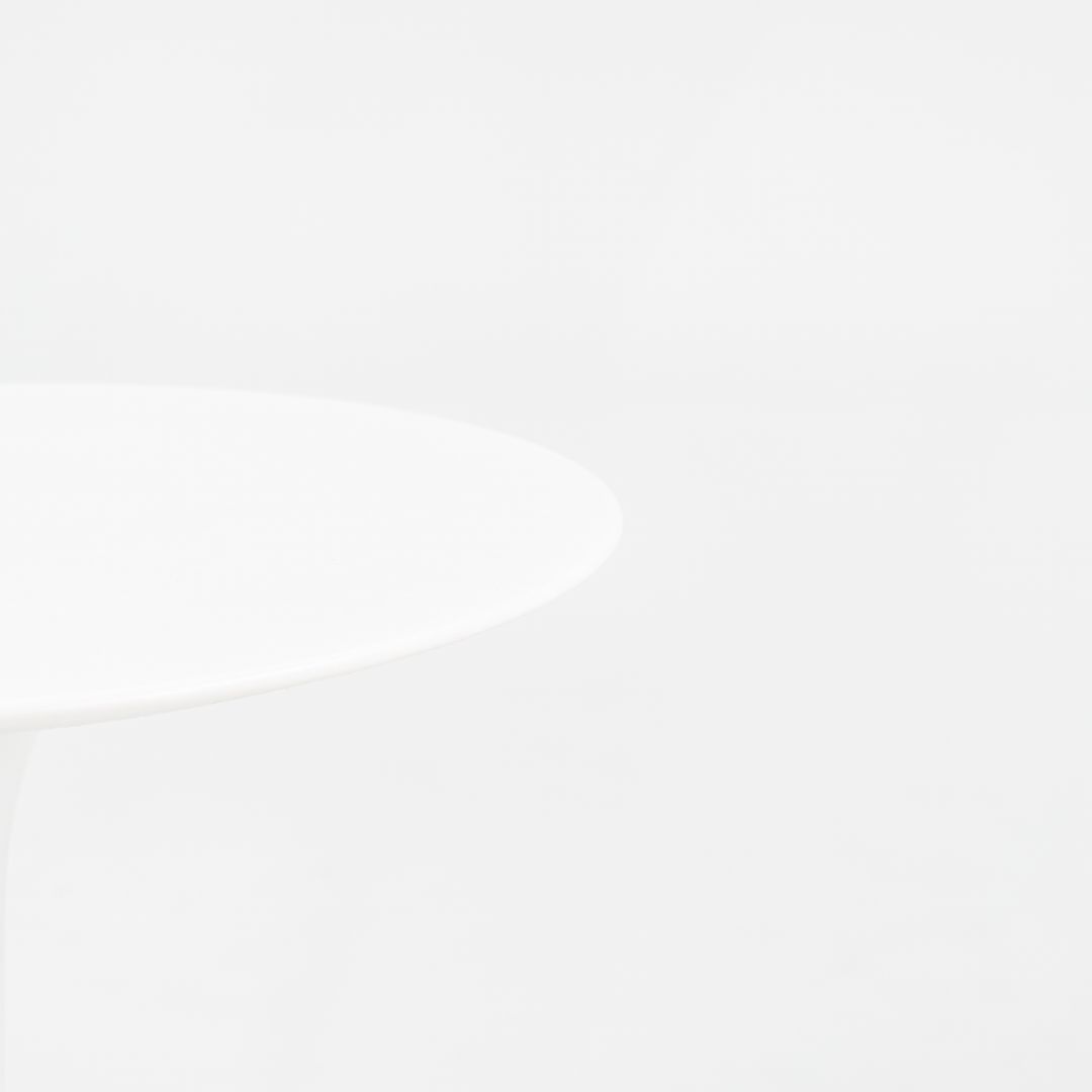 SOLD 2020 Single Pedestal Side Table, Model 160 MC by Eero Saarinen for Knoll Aluminum, Marble, Powder coat