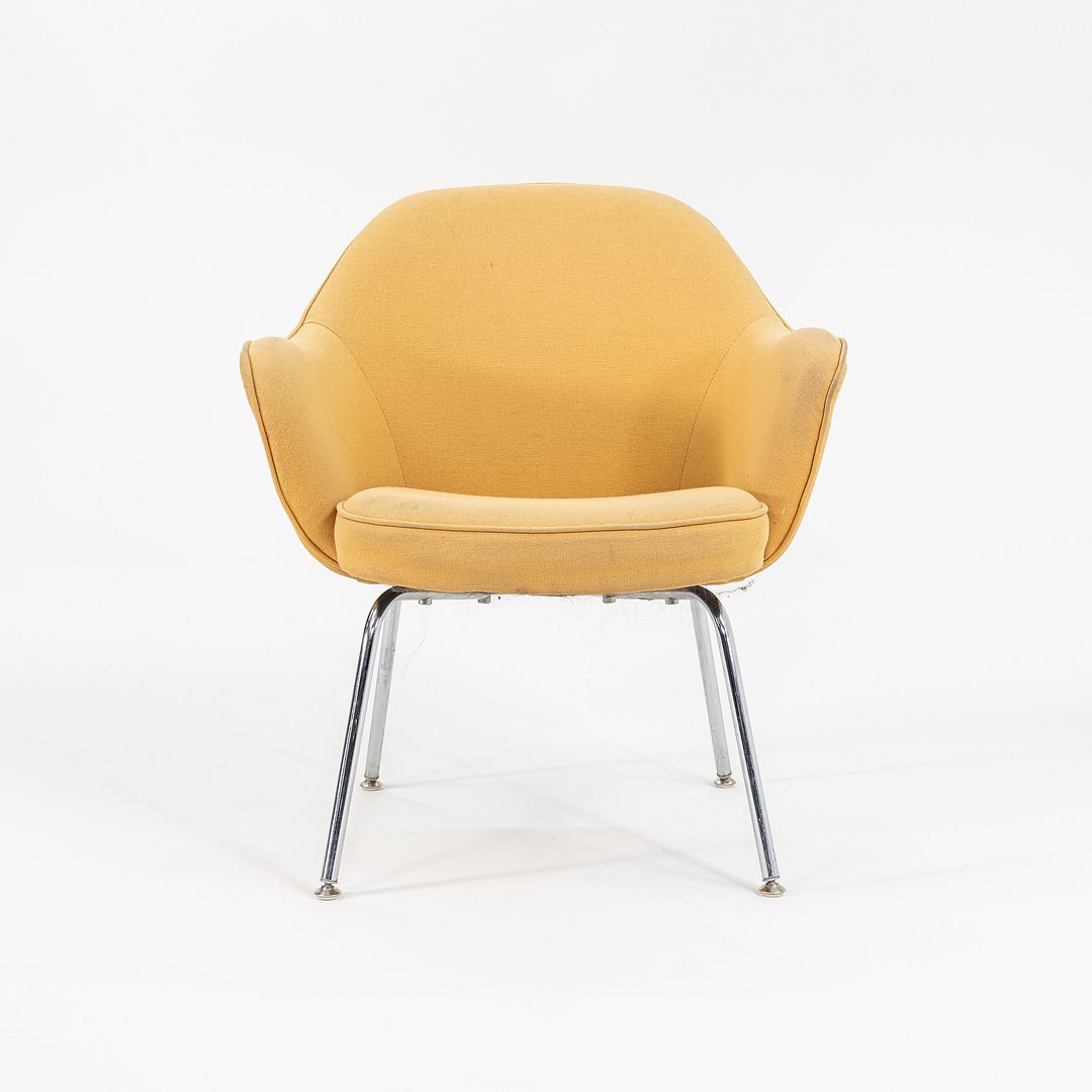 1960s Pair of Executive Armchairs, Model 68 UPC by Eero Saarinen for Knoll in Yellow Fabric