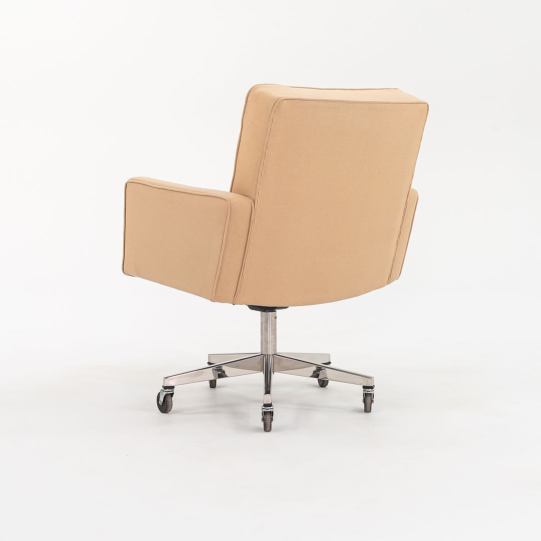 1979 Cafiero Desk Chair with Tablet, Model 187 by Vincent Cafiero for Knoll in Tan Fabric 8x Available