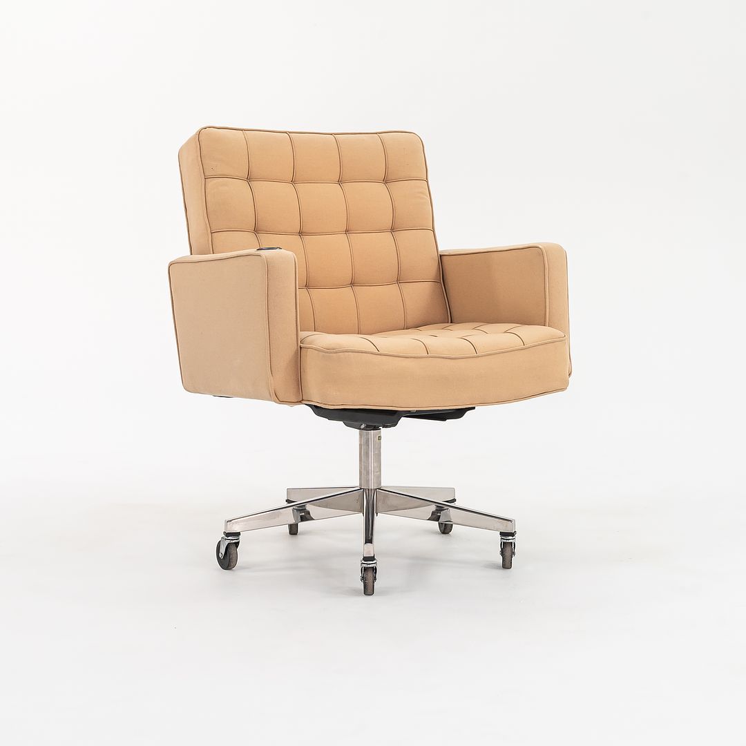 1979 Cafiero Desk Chair with Tablet, Model 187 by Vincent Cafiero for Knoll in Tan Fabric 8x Available