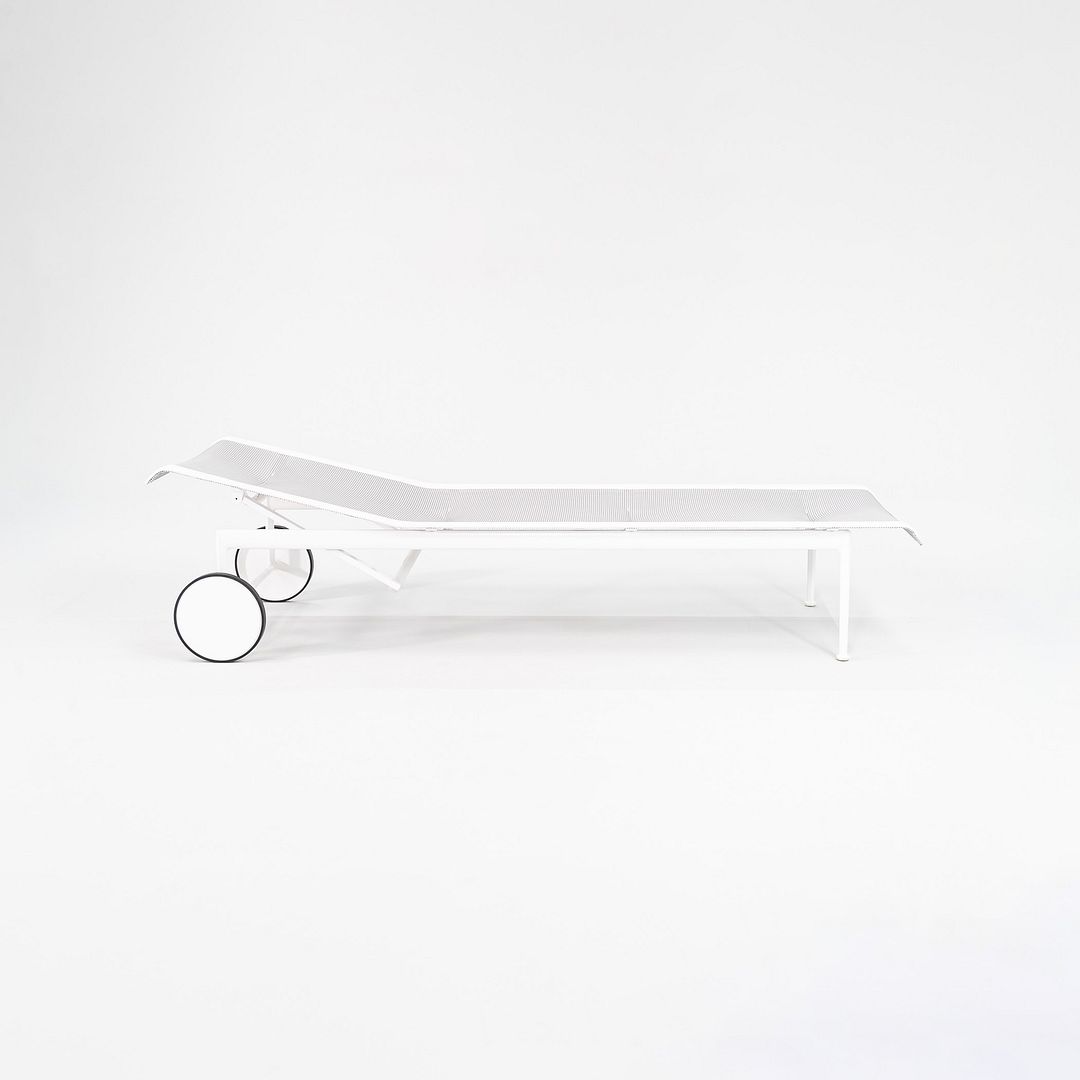 SOLD 2021 1966 Collection Adjustable Chaise Lounge, Model 1966-42 by Richard Schultz for Knoll in White with Silver Mesh