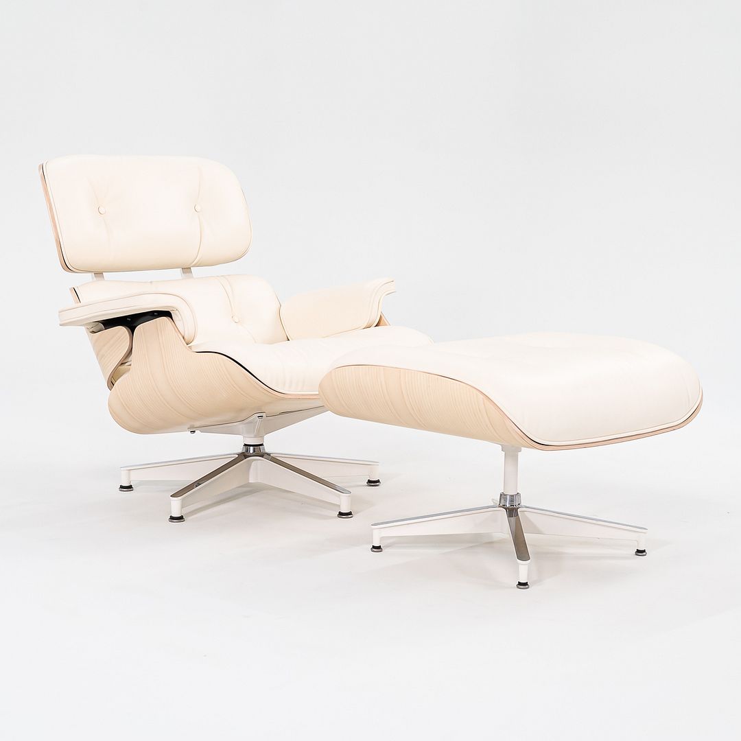 2023 670 / 671 Eames Lounge Chair and Ottoman by Charles and Ray Eames for Herman Miller in Ivory Leather and Ash