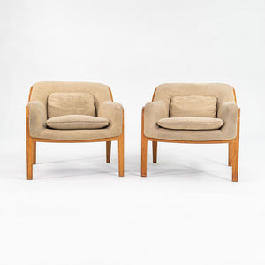 1970s Pair of 1315 Lounge Chairs by Bill Stephens for Knoll in Oak and Fabric