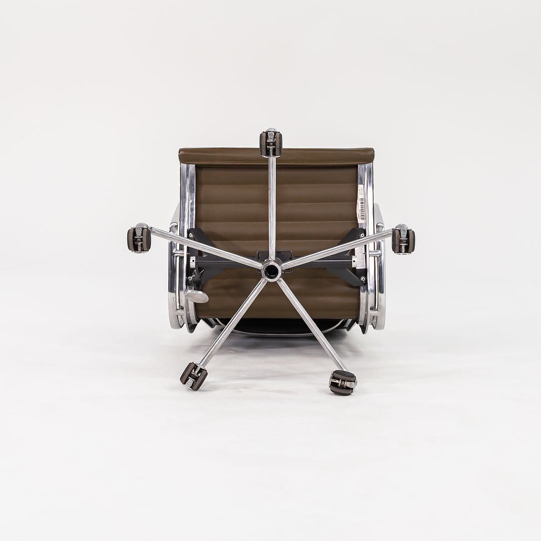 2005 Aluminum Group Executive Desk Chair by Charles and Ray Eames for Herman Miller in Dark Green Leather 6x Available