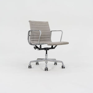 2008 Herman Miller Eames Aluminum Management Desk Chair in Grey 2x Available