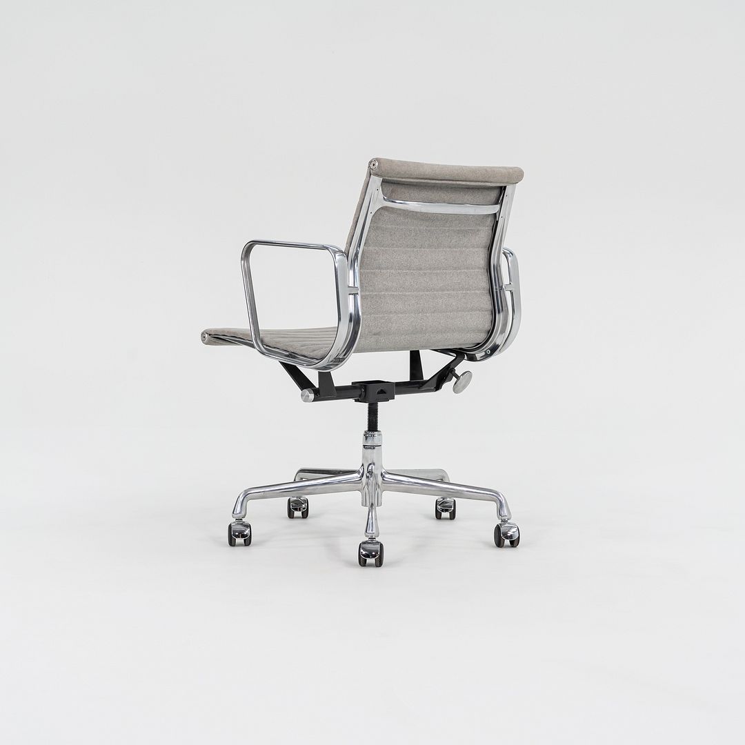 2008 Herman Miller Eames Aluminum Management Desk Chair in Grey 2x Available
